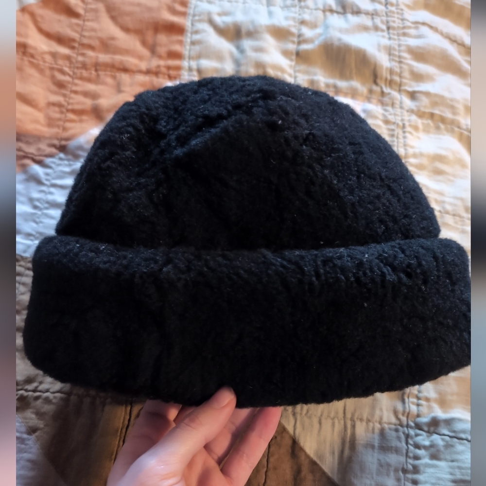 Wool Shearling Hat - image 1